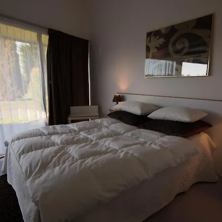 La Jalousie Hotel Saint-Aignan-de-Cramesnil