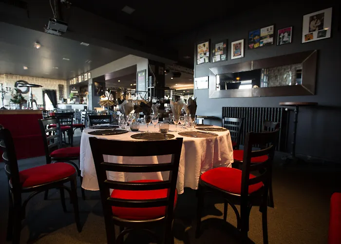 La Jalousie Hotel Saint-Aignan-de-Cramesnil