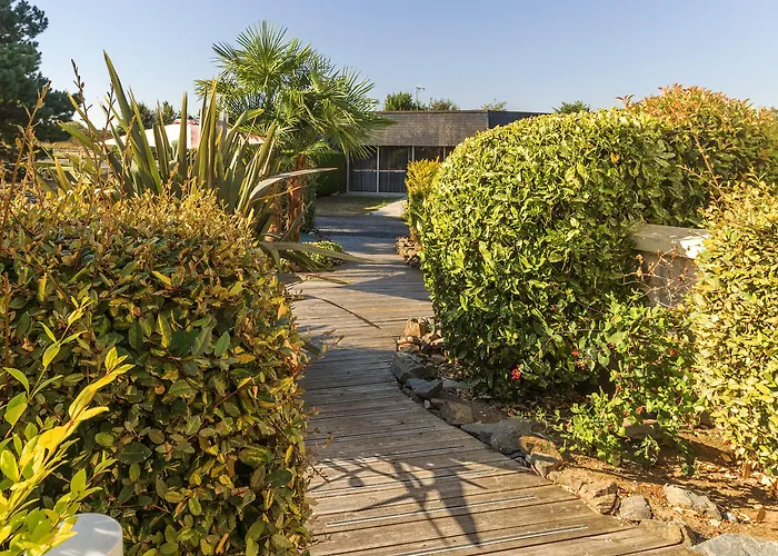 Hotel La Jalousie Saint-Aignan-de-Cramesnil